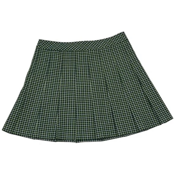 ARITZIA Sunday Best Olive Mini pleated skirt - Picture 2 of 4